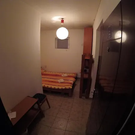 Respect Hostel *
